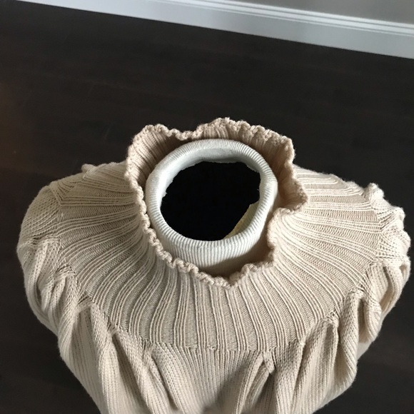 Twin•Set Italian soft Wool camel sweater/poncho - Picture 2 of 13